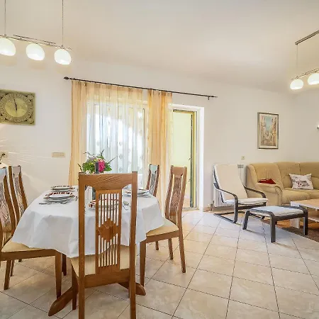 Mila By Interhome Kras